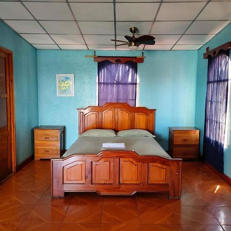 Casa Robles - Room Close To Airport #2 Манагуа Екстериор снимка