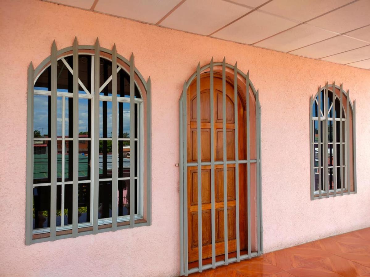 Casa Robles - Room Close To Airport #2 Манагуа Екстериор снимка