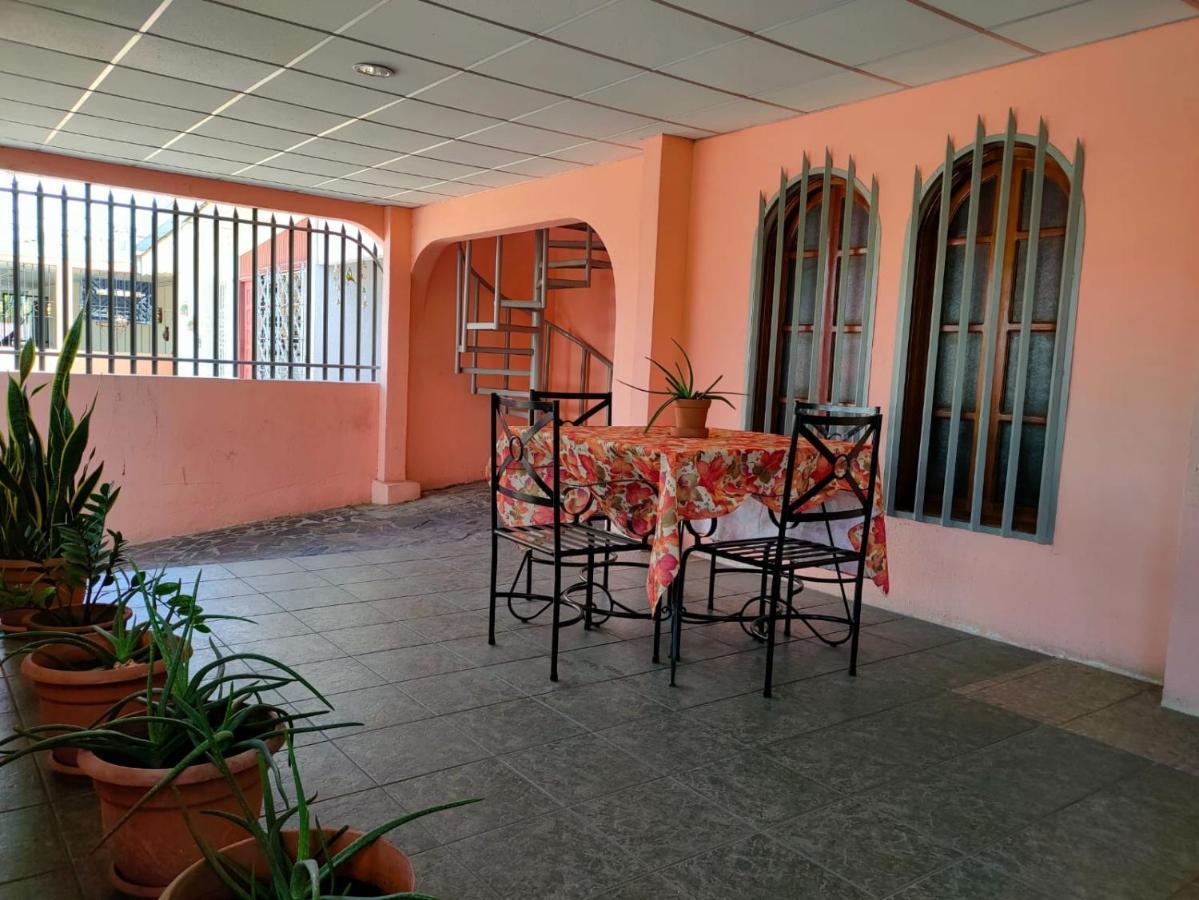 Casa Robles - Room Close To Airport #2 Манагуа Екстериор снимка
